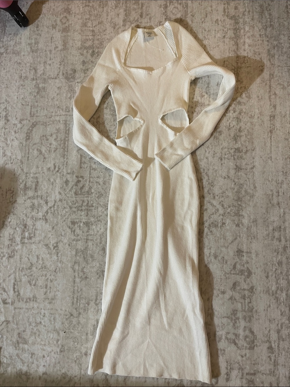 Abercrombie & Fitch Ivory Long-Sleeve Ribbed Maxi Dress with Waist Cutouts